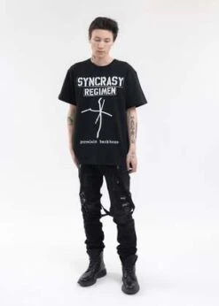 KidillCollaboration With Tom Tosseyn Tee - Black -Garmentory Clothing Shop BLACK TEE COLLABORATION WITH TOM TOSSEYN 20230322200549 2