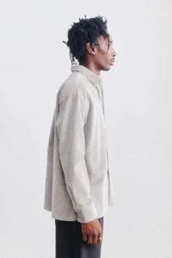 A Kind Of GuiseGusto Tweedy Corduroy Shirt - Gray -Garmentory Clothing Shop Gusto Shirt Tweedy Corduroy 20230919140735