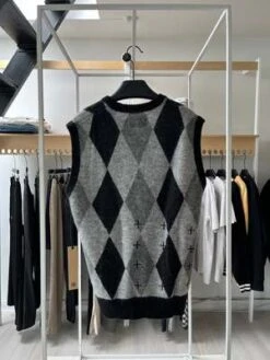 Noble Gentlemen Trading Co.Old Dollar Vest 3 Noble Gentlemen Trading Co.Old Dollar Vest -Garmentory Clothing Shop Old Dollar Vest 20230811210053 1