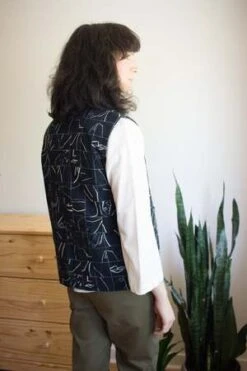 Eve GravelUnisex Eve Gravel Georges Vest - Multi -Garmentory Clothing Shop Unisex Eve Gravel Georges Vest Multi 20221114161640 2